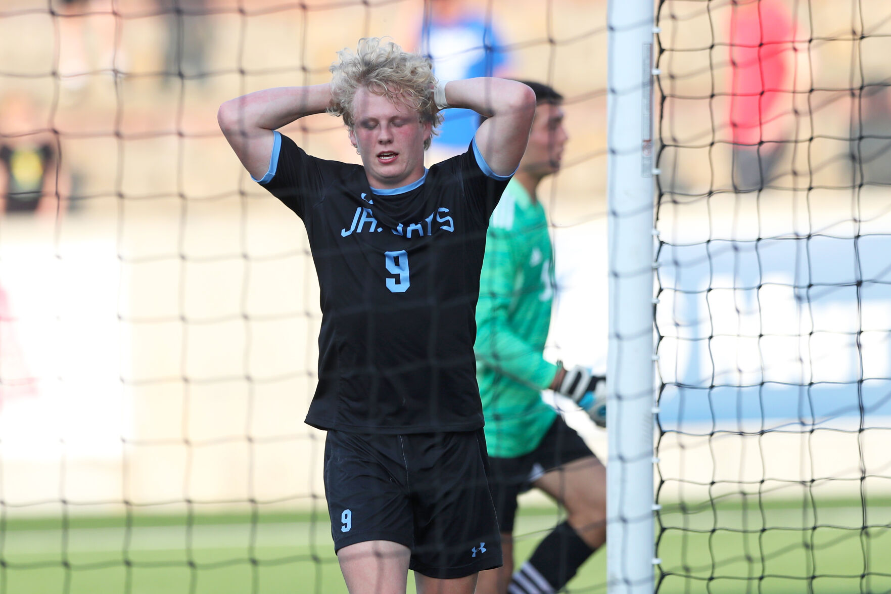 051122-owh-spo-statesoccer-em26.jpg